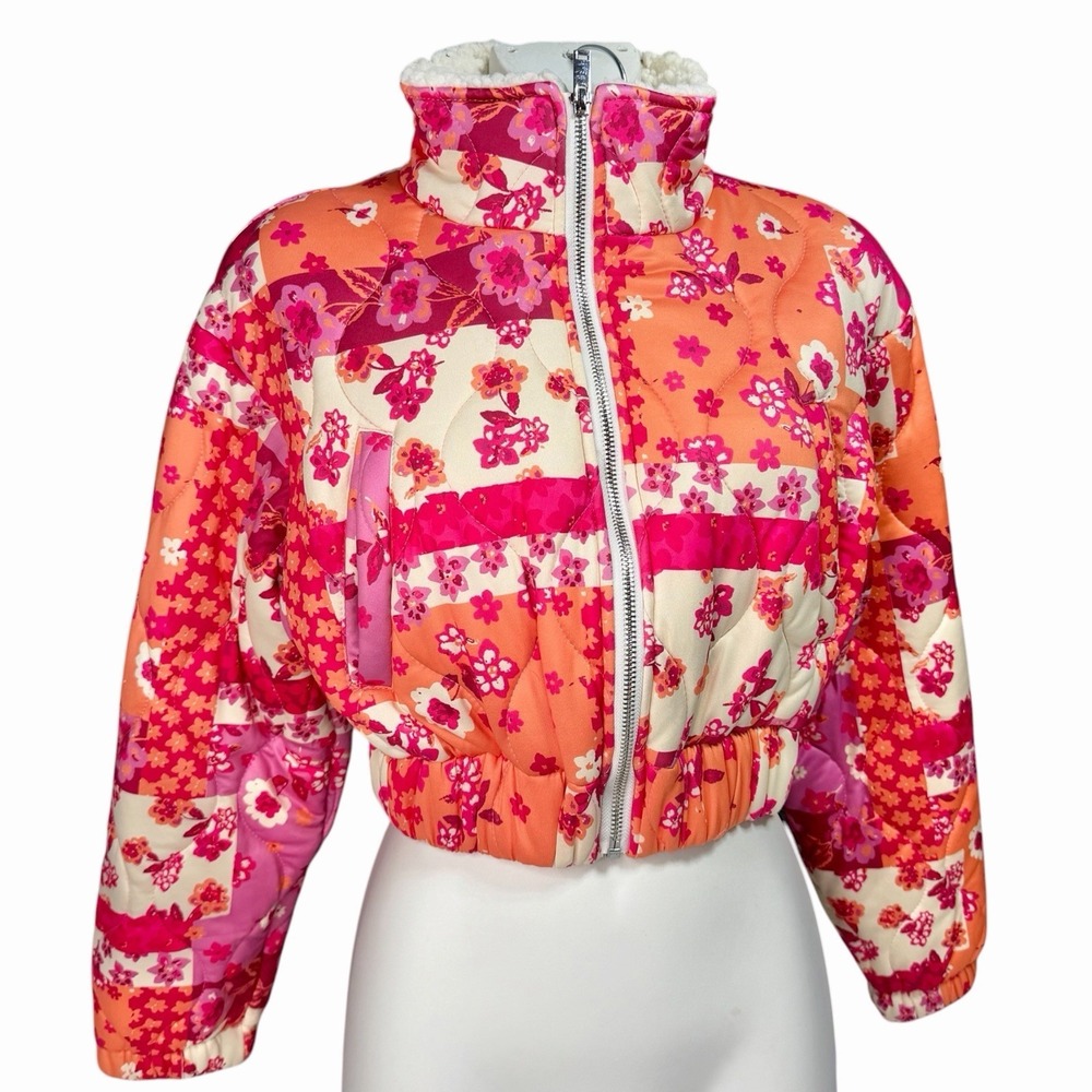 Altar'd State Women S Quilted Puffer Jacket Crop Full Zip Patchwork Floral Pink